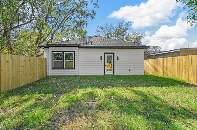 5424 Bourquin St, House other with 4 bedrooms, 2 bathrooms and null parking in Dallas TX | Image 21