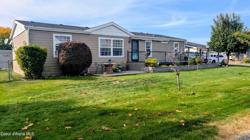 2042 W Pellinore Way, Post Falls, ID, 83854-8193 | Card Image