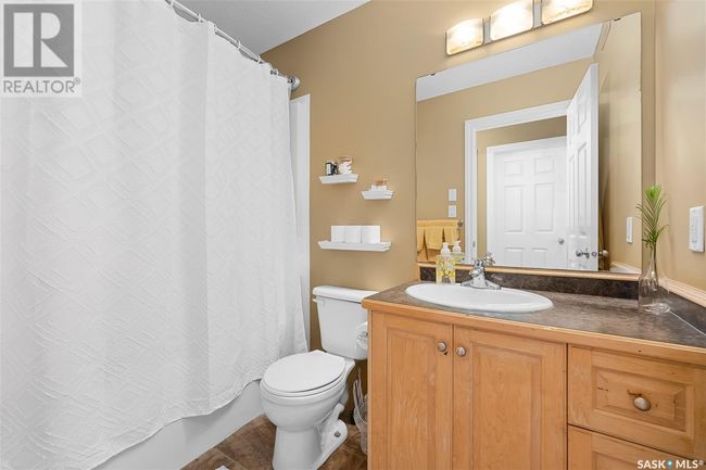 233 Wood Lily Dr, House other with 4 bedrooms, 3 bathrooms and null parking in Moose Jaw SK | Image 30