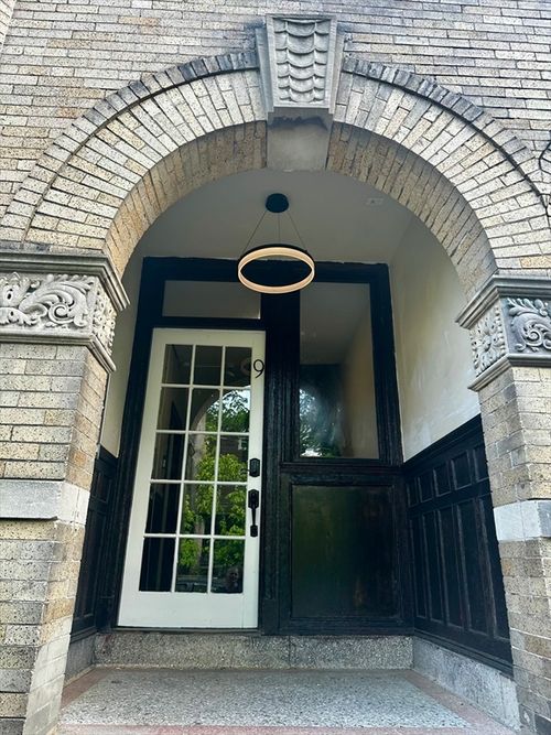 1-9 Chilcott Pl, Boston, MA, 02130-4587 | Card Image