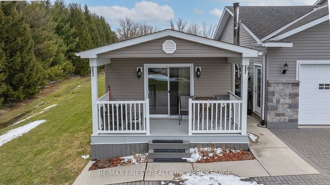 29 Cummings Rd, House other with 6 bedrooms, 5 bathrooms and 6 parking in Lyn ON | Image 21