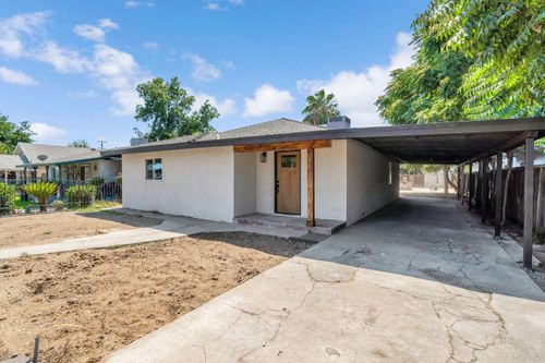 2466 S Cedar Ave, Fresno, CA, 93725-1438 | Card Image