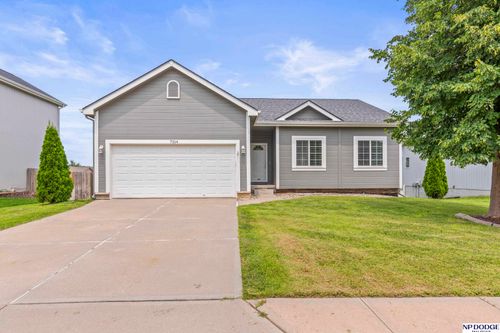 7314 Michelle Ave, La Vista, NE, 68128-2906 | Card Image