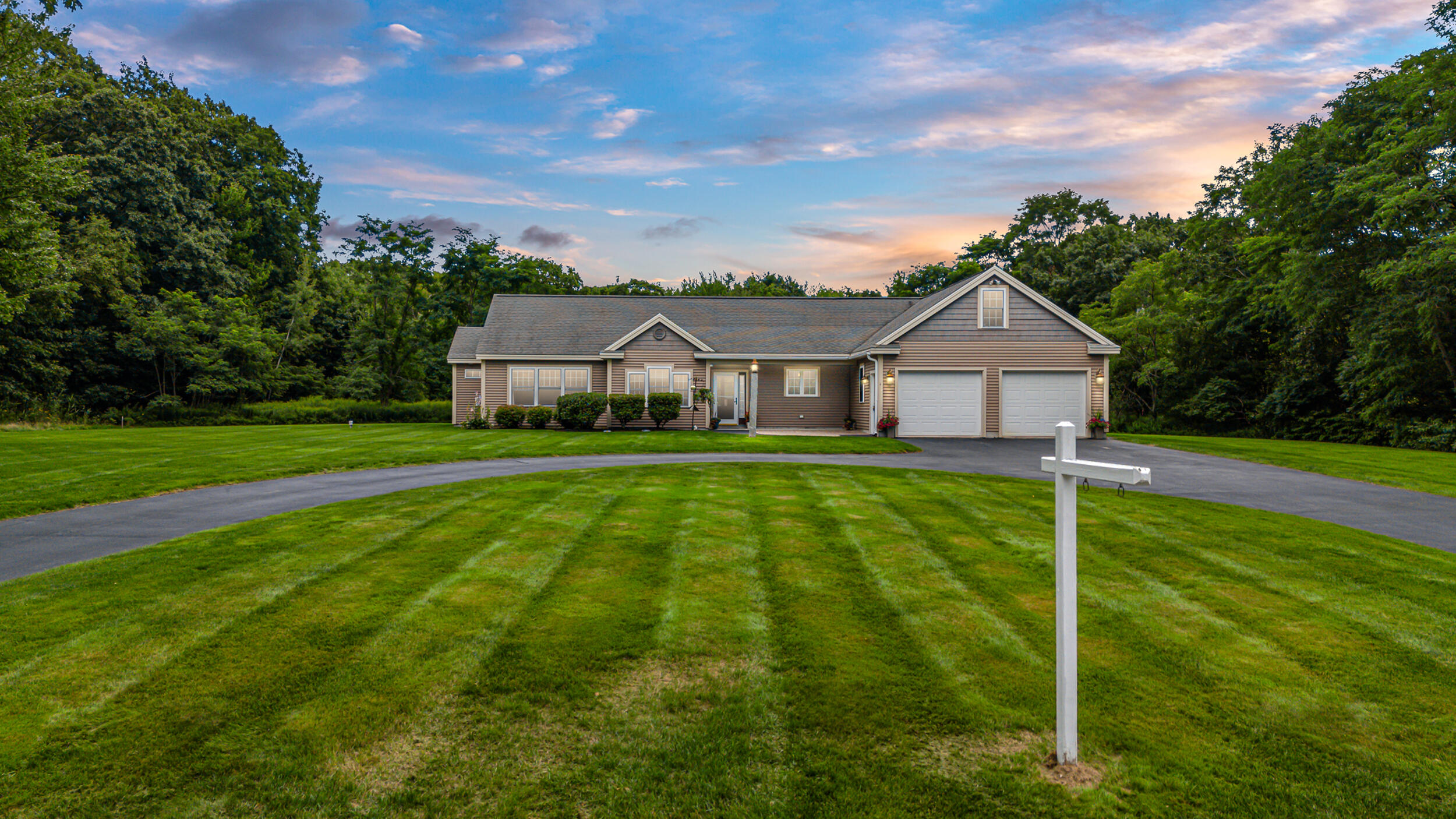 Whipple Ln, Scarborough, ME 04074