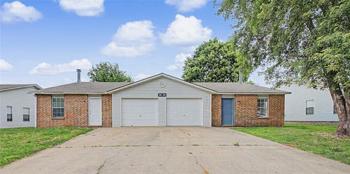 4394 & 4396 W Thrasher Drive, Fayetteville, AR, 72704 | Card Image