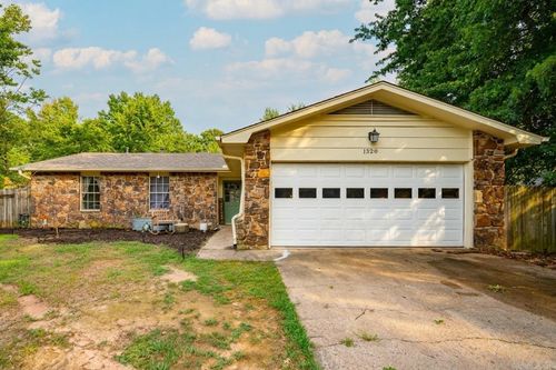1320 Sunset Drive, Conway, AR, 72032 | Card Image