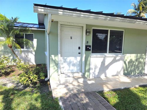 n-2111 N 26th Ave, Hollywood, FL, 33020 | Card Image