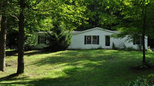 2529 Lake Dr, Allegan, MI, 49010-9289 | Card Image
