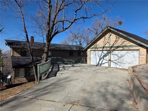 1405 Sequoia Dr, Lake Arrowhead, CA, 92352 | Card Image