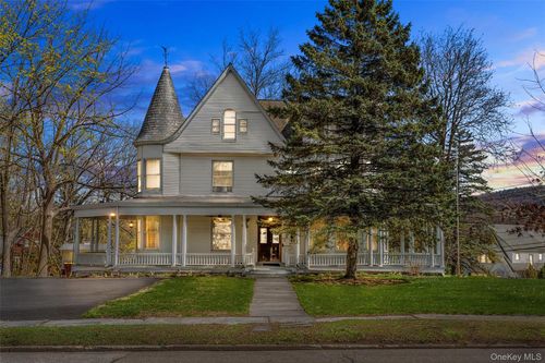 3-43 Oakland Ave, Warwick, NY, 10990-1522 | Card Image