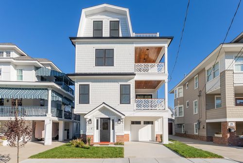 14 Gardens Rd, Ocean City, NJ, 08226-4527 | Card Image