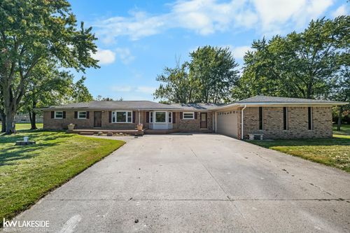 62627 Indian Trl, Ray Twp, MI, 48096-3117 | Card Image