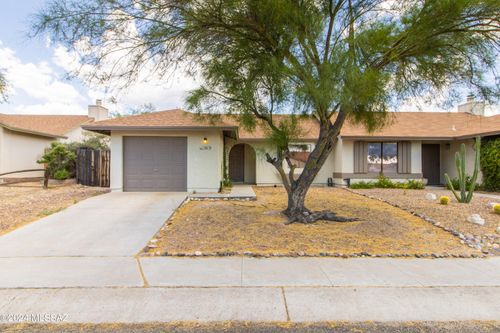 3873 S Headwind Dr, Tucson, AZ, 85730-4451 | Card Image