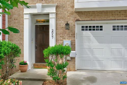 2057 Avinity Loop, CHARLOTTESVILLE, VA, 22902-8758 | Card Image