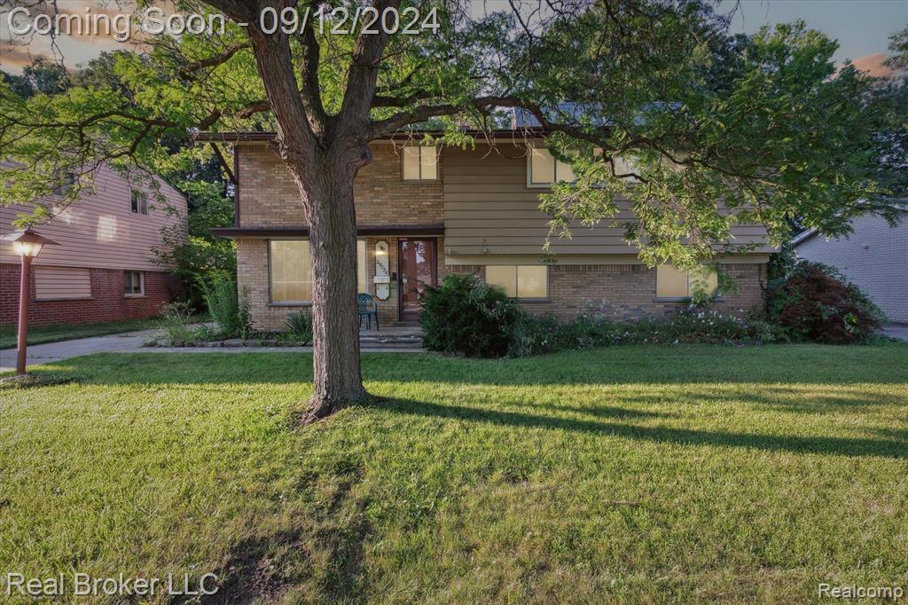 Pickford St, Livonia, MI 48152