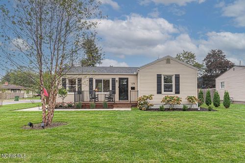 1278 Scott St, Maumee, OH, 43537-3146 | Card Image