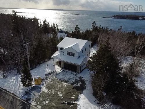 8776 Peggys Cove Rd, Indian Harbour, NS, B3Z3P3 | Card Image