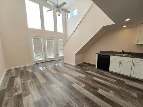 apt-207-5111 Manett St, Dallas, TX, 75206-6671 | Card Image