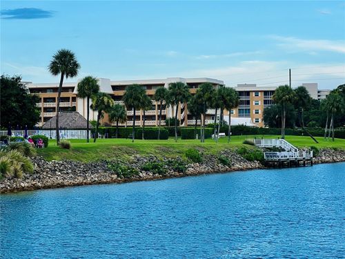 ph7-304 Golfview Rd, North Palm Beach, FL, 33408-8501 | Card Image