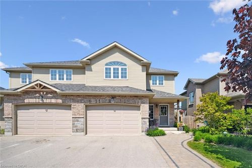 71 Healey St, Elora, ON, N0B1S0 | Card Image