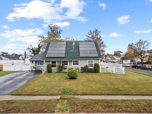 74 Beaverdale Ln, Willingboro, NJ, 08046-1647 | Card Image