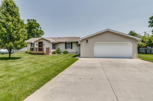11883 Scott Park Rd, Delton, MI, 49046-9547 | Card Image