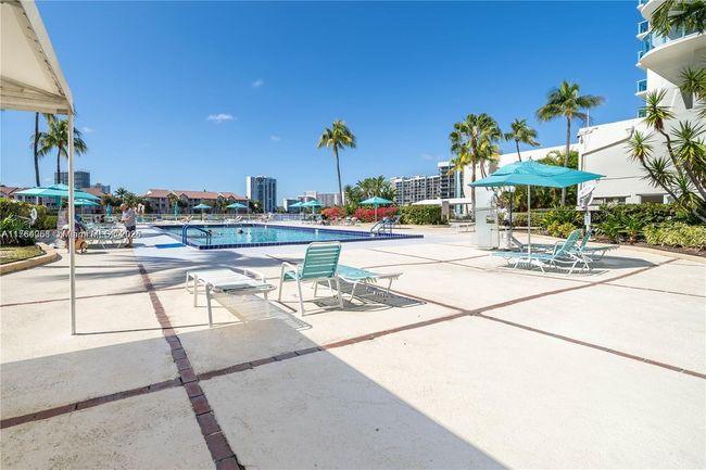 APT-508 - 3800 S Ocean Dr, Condo with 1 bedrooms, 2 bathrooms and null parking in Hollywood FL | Image 32