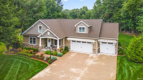 13889 Adirondack Ct, Middlebury, IN, 46540-8310 | Card Image