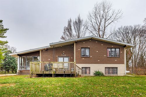 7776 Se 38th St, Carlisle, IA, 50047-9726 | Card Image