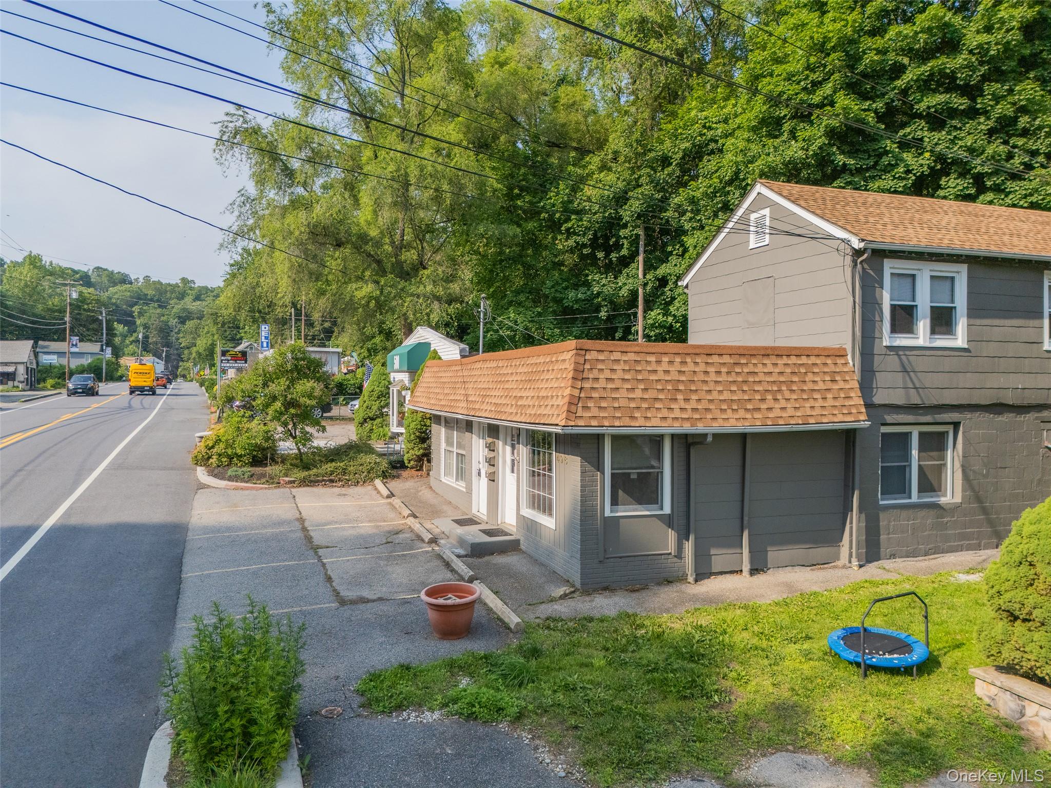 Commercial Sale in Kent