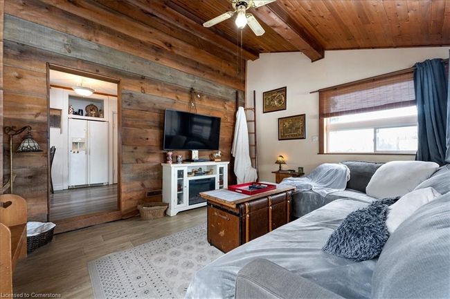 5914 Canborough Rd, House other with 4 bedrooms, 2 bathrooms and 6 parking in Wellandport ON | Image 13