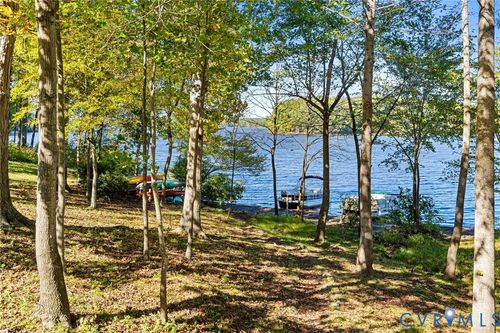 31 Spinnaker Cove Dr, Midlothian, VA, 23112-2131 | Card Image