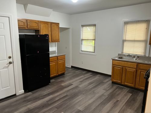 2-4 Magnolia St, Hartford, CT, 06112-2345 | Card Image