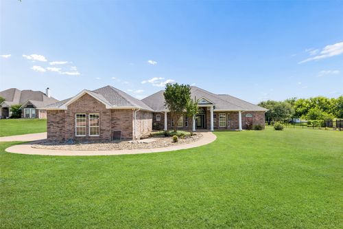 2105 Wood Duck Ln, Granbury, TX, 76049-5575 | Card Image