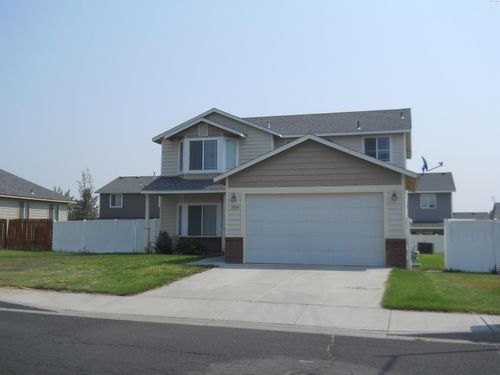 1608 Bountiful Ave, Sunnyside, WA, 98944-2554 | Card Image