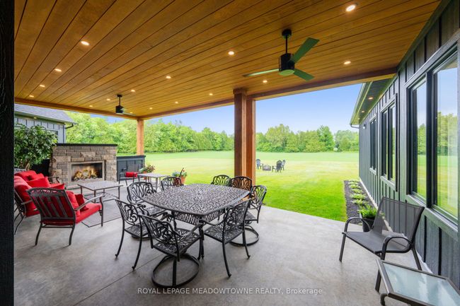 6089 First Line, House other with 7 bedrooms, 6 bathrooms and 20 parking in Orton ON | Image 30