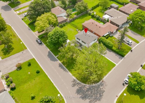 28 Earlton Crt, Brampton, ON, L6T2B8 | Card Image