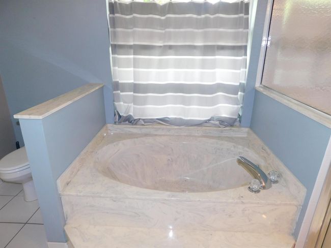 17609 72 Nd Rd N, House other with 3 bedrooms, 2 bathrooms and null parking in Loxahatchee FL | Image 15