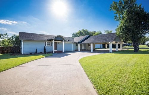 116 North Hearne St, Franklin, TX, 77856 | Card Image