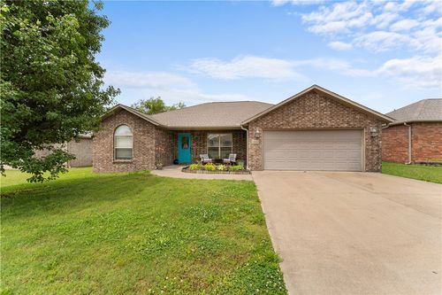 1908 N Messick Ct, Siloam Springs, AR, 72761-8362 | Card Image