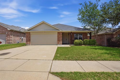 5800 Blue Ribbon Rd, Fort Worth, TX, 76179-7359 | Card Image