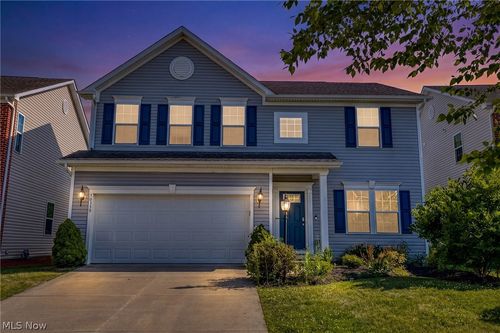 10359 Fox Hollow Cir, Twinsburg, OH, 44087-1896 | Card Image