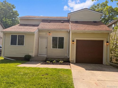 21425 Averhill St, Farmington Hills, MI, 48336-5803 | Card Image