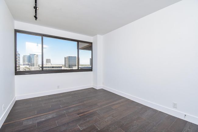 UNIT-1106 - 49 Briar Hollow Ln, Condo with 2 bedrooms, 2 bathrooms and 2 parking in Houston TX | Image 22