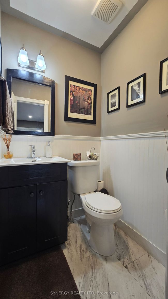 7953 Railroad Line, House other with 3 bedrooms, 2 bathrooms and 6 parking in Alvinston ON | Image 25