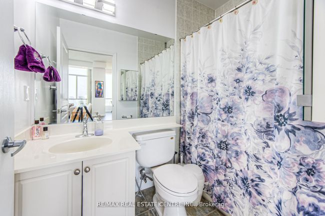 3303 - 220 Burnhamthorpe Rd W, Condo with 2 bedrooms, 2 bathrooms and null parking in Mississauga ON | Image 24