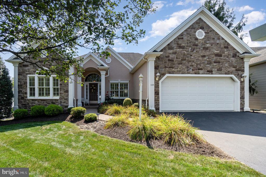 Windrush Ln, Mechanicsburg, PA 17055