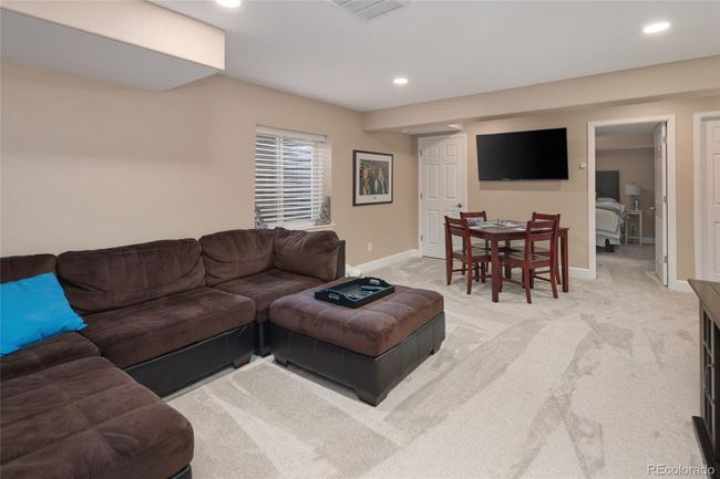 Lush trees provide privacy and shade | Image 34