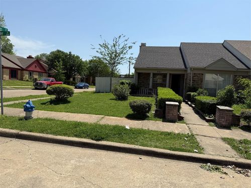 801 Colchester Dr, Mesquite, TX, 75149-3281 | Card Image