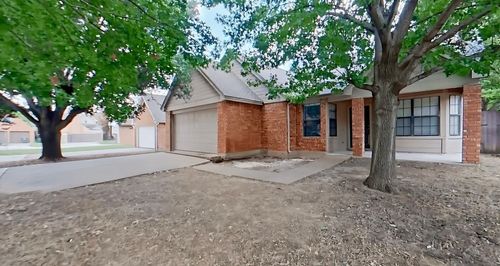 6003 Ivy Glen Dr, Arlington, TX, 76017-6425 | Card Image